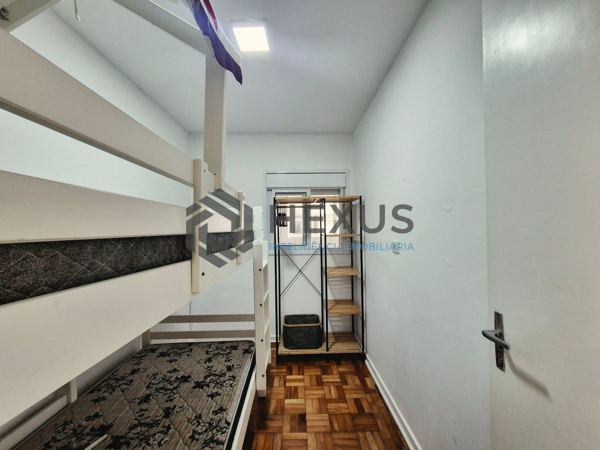 Foto 15 de Apartamento com varanda e lazer nas Pitangueiras, Guarujá