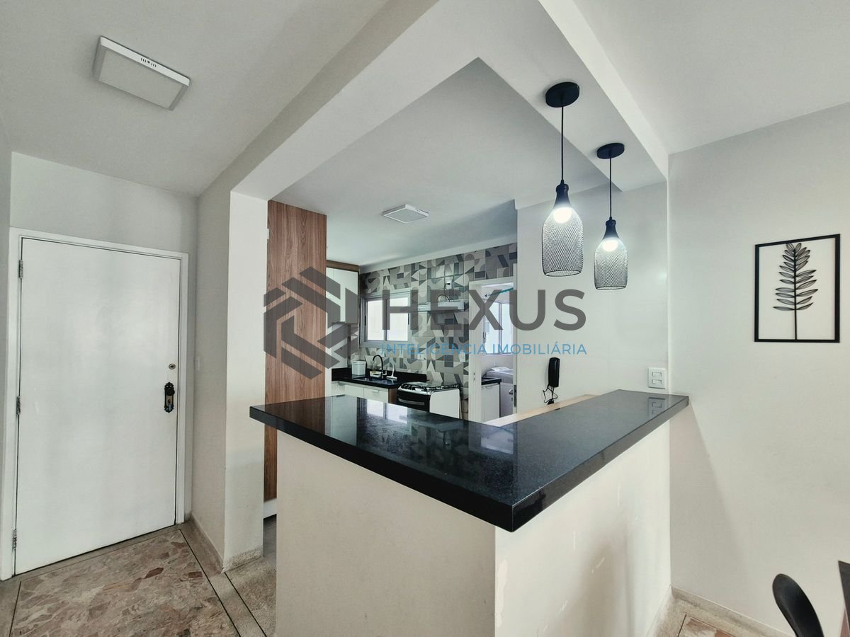 Foto 21 de Apartamento com varanda e lazer nas Pitangueiras, Guarujá