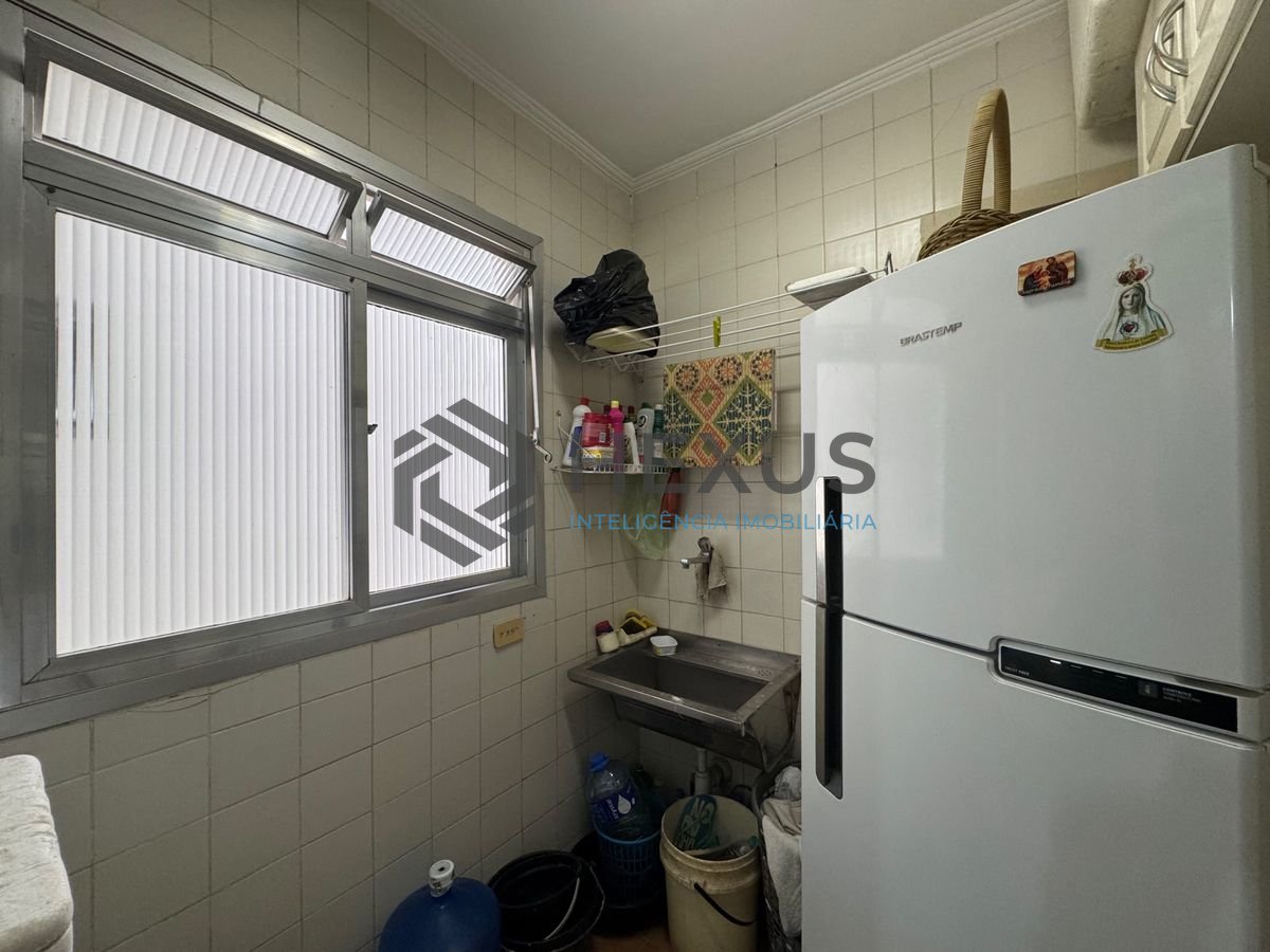 Foto 21 de Apartamento com varanda e lazer a 250m da praia na região do Tortugas na Enseada, Guarujá