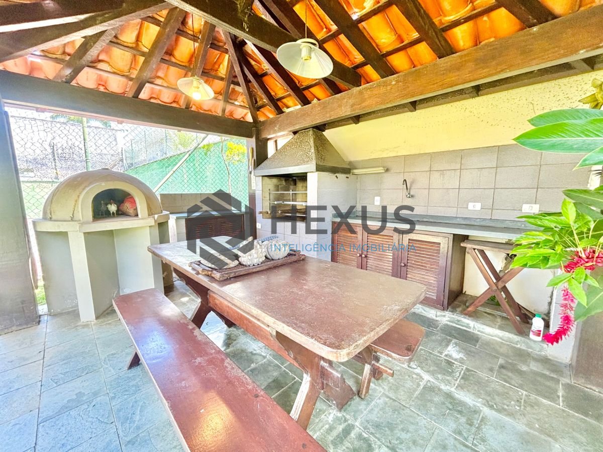 Foto 36 de Casa reformada com piscina e área gourmet no Jardim Acapulco, Guarujá