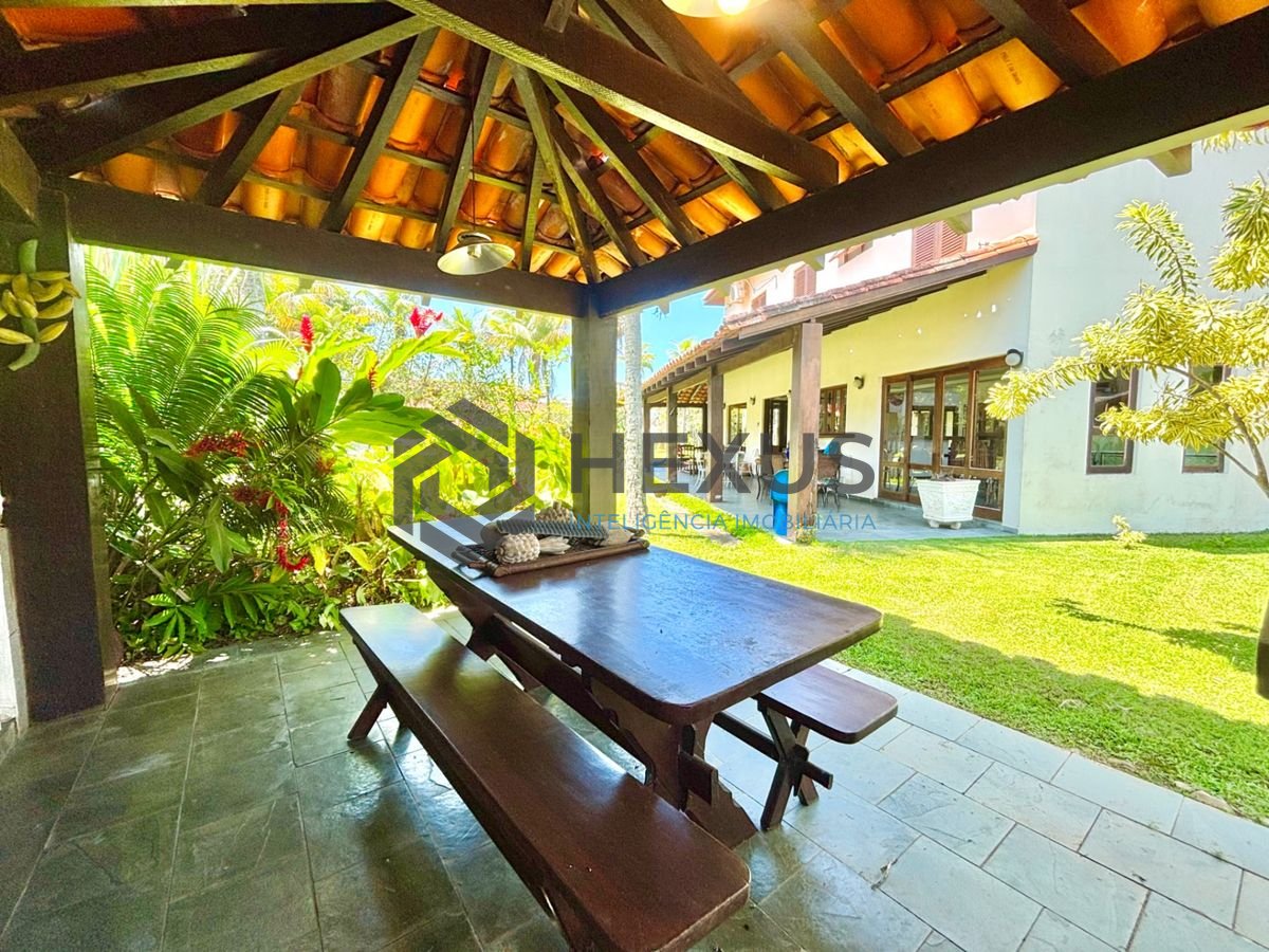Foto 35 de Casa reformada com piscina e área gourmet no Jardim Acapulco, Guarujá