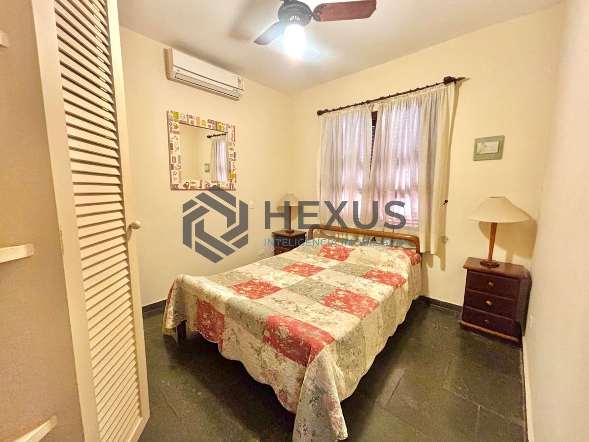 Foto 26 de Casa reformada com piscina e área gourmet no Jardim Acapulco, Guarujá