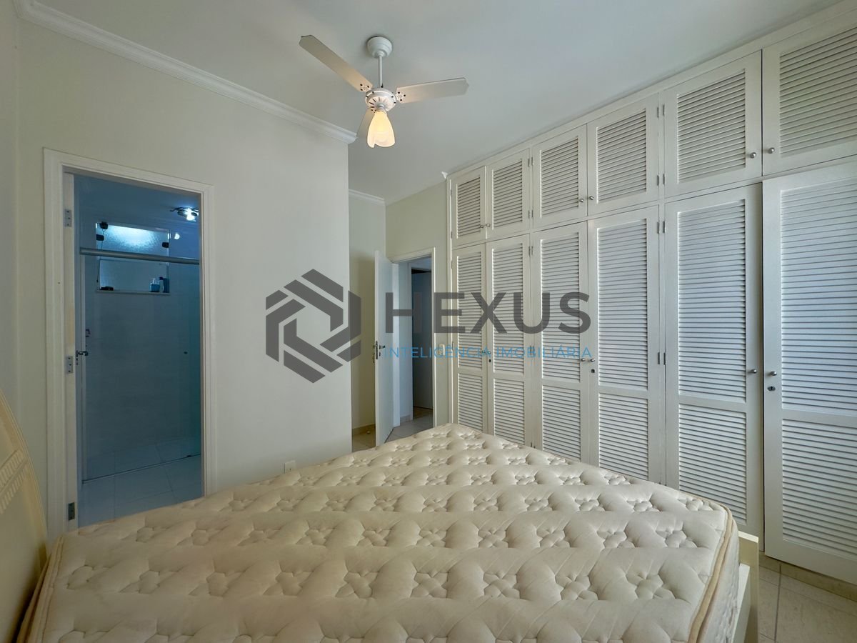 Foto 18 de Apartamento frente mar reformado com varanda vista mar no Jardim Astúrias, Guarujá