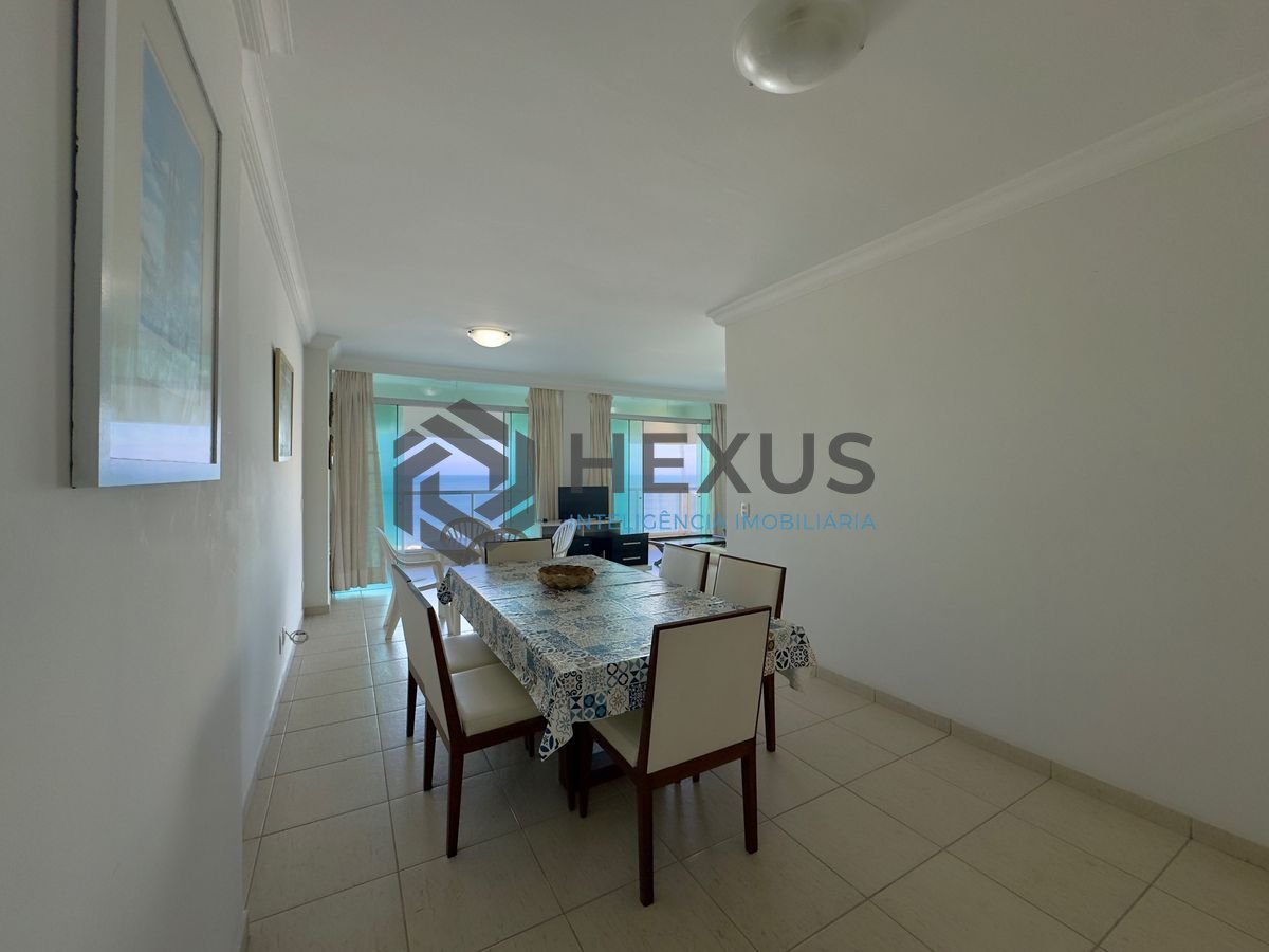 Foto 8 de Apartamento frente mar reformado com varanda vista mar no Jardim Astúrias, Guarujá
