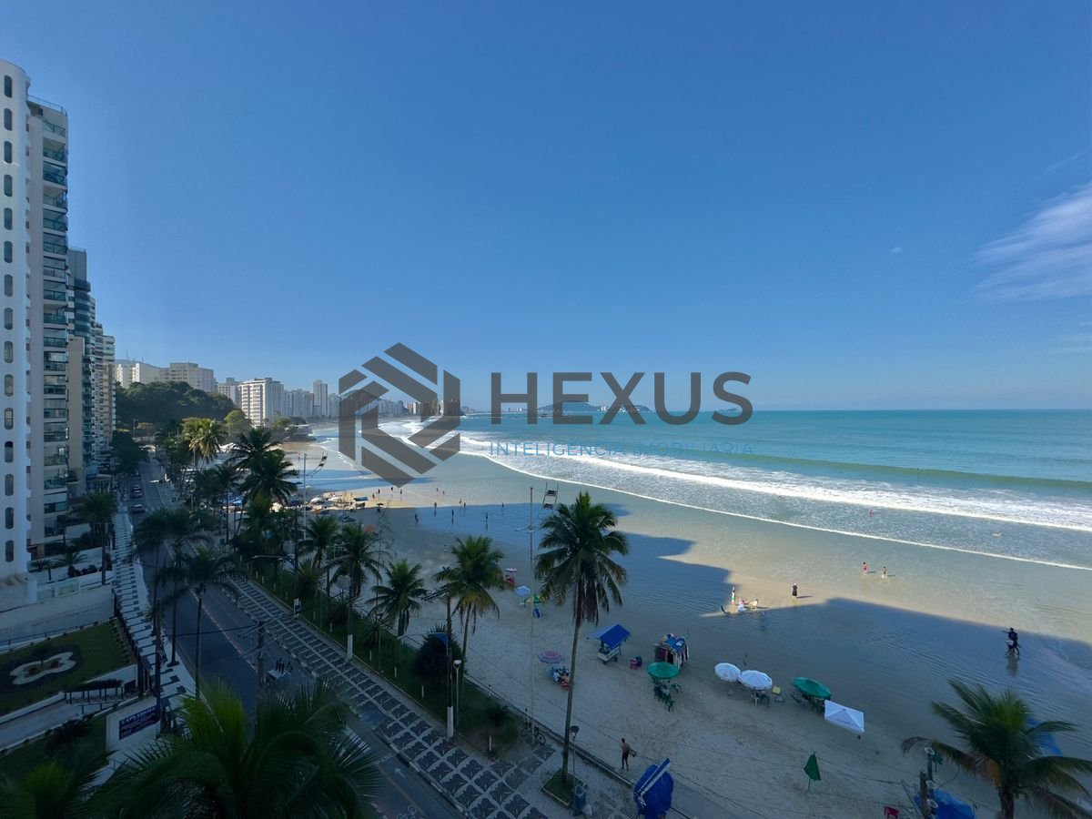 Foto 3 de Apartamento frente mar reformado com varanda vista mar no Jardim Astúrias, Guarujá