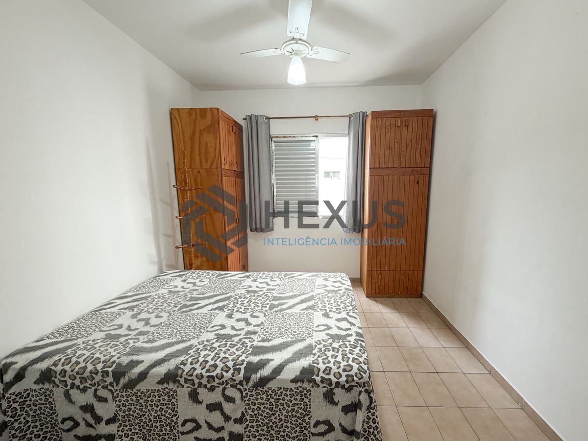 Foto 21 de Apartamento com varanda a 500m da praia na região da Vila Júlia na Enseada, Guarujá