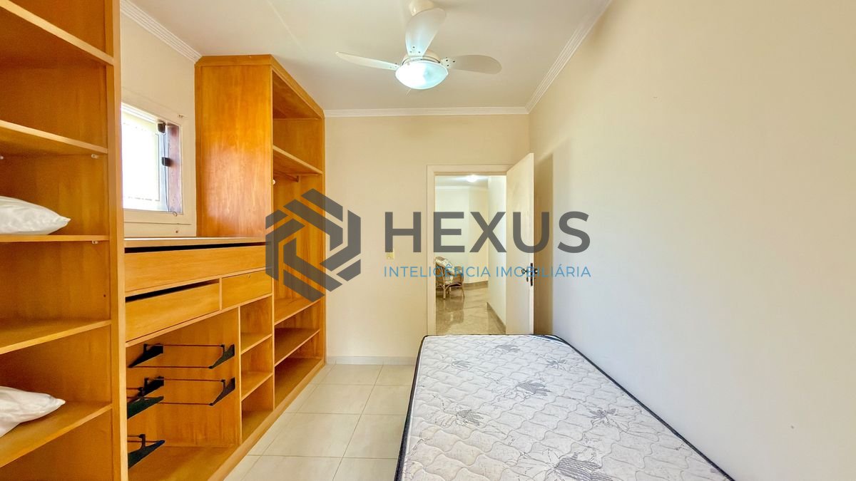 Foto 18 de Casa reformada com piscina e área gourmet no Jardim Acapulco, Guarujá