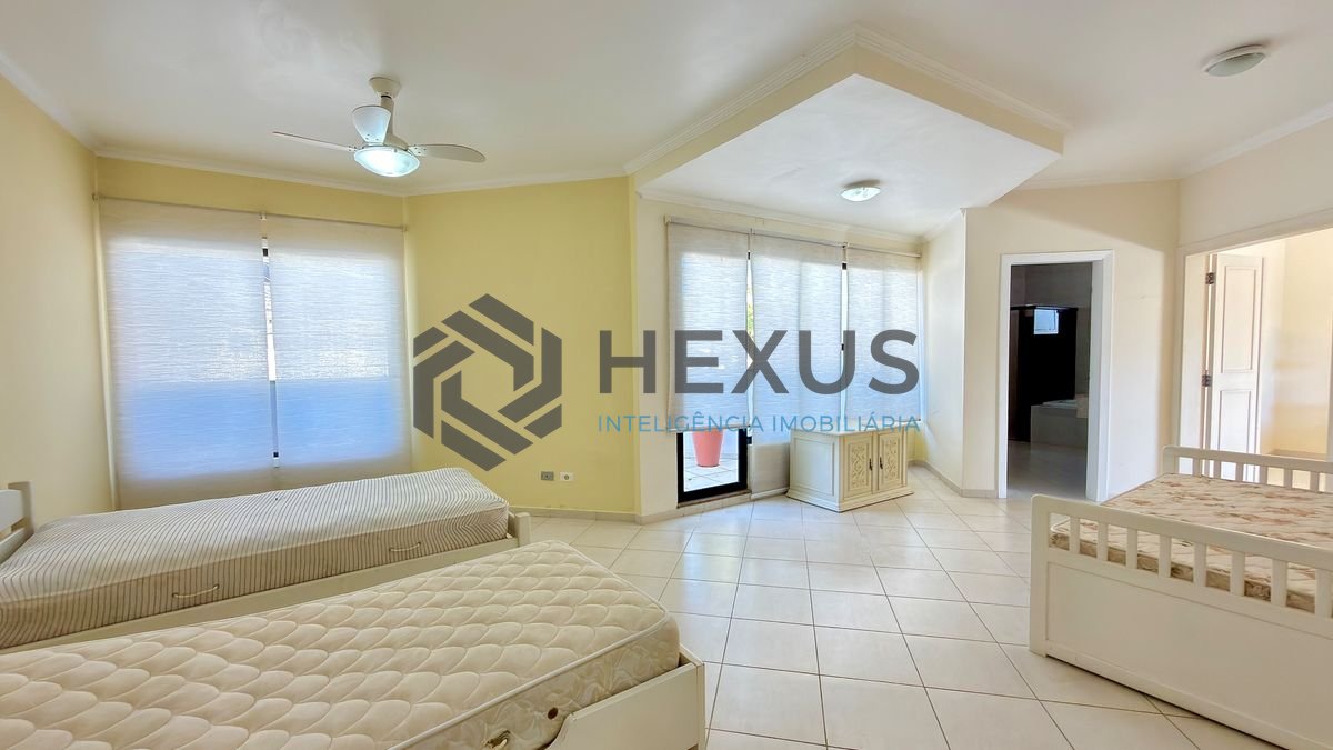 Foto 30 de Casa reformada com piscina e área gourmet no Jardim Acapulco, Guarujá