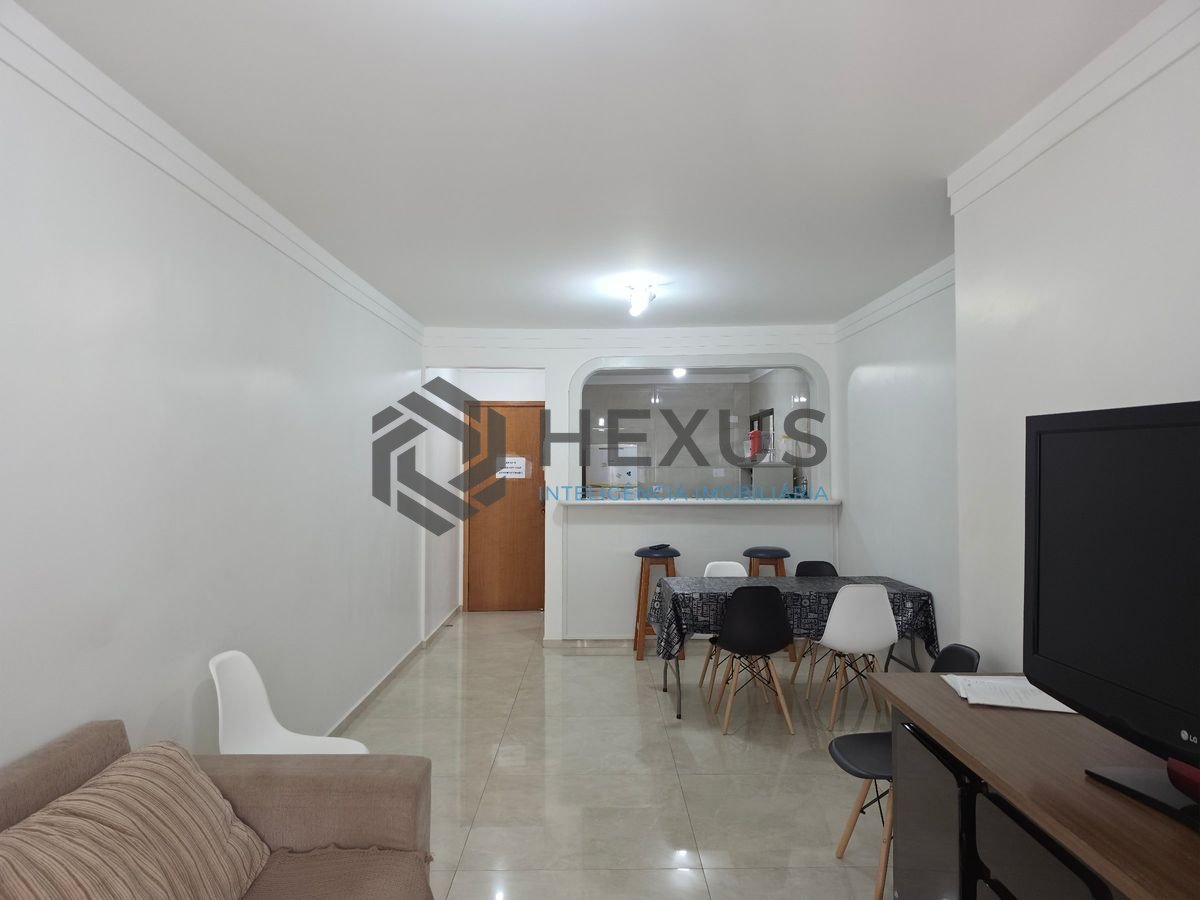 Foto 6 de Apartamento com varanda e lazer a 200m da praia nas Pitangueiras, Guarujá