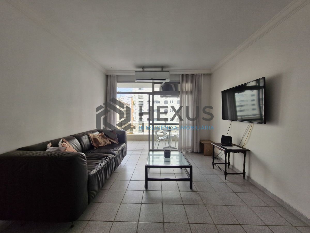 Foto 4 de Apartamento com varanda a 150m da praia na região da Barra Funda nas Pitangueiras, Guarujá