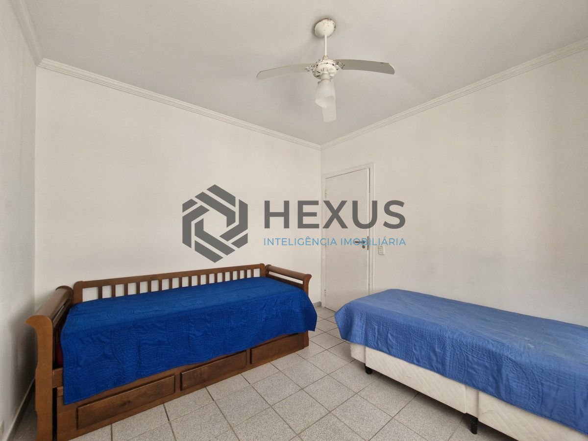Foto 16 de Apartamento com varanda a 150m da praia na região da Barra Funda nas Pitangueiras, Guarujá