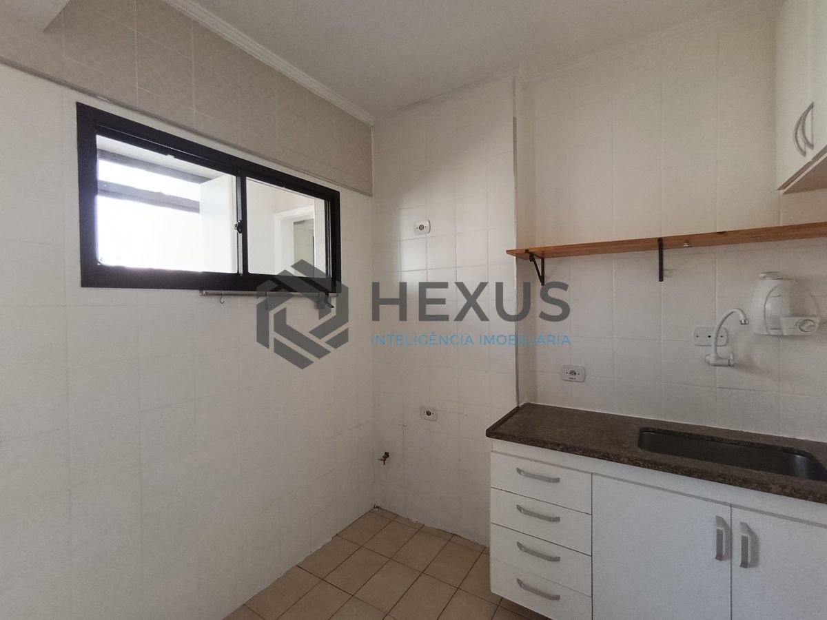 Foto 23 de Apartamento com varanda vista mar e lazer a 200m da praia no Jardim Astúrias, Guarujá