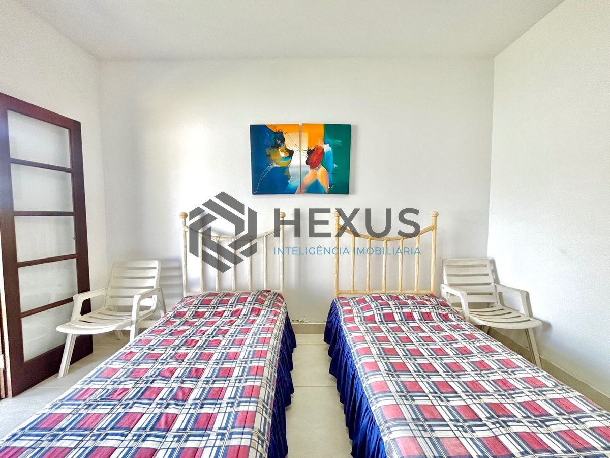 Foto 41 de Casa reformada com piscina e área gourmet no Jardim Acapulco, Guarujá