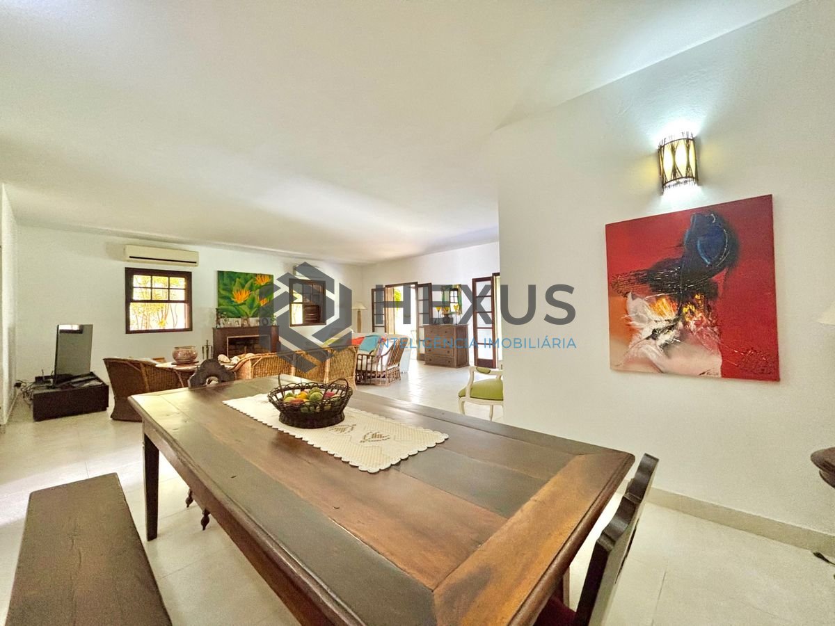 Foto 28 de Casa reformada com piscina e área gourmet no Jardim Acapulco, Guarujá