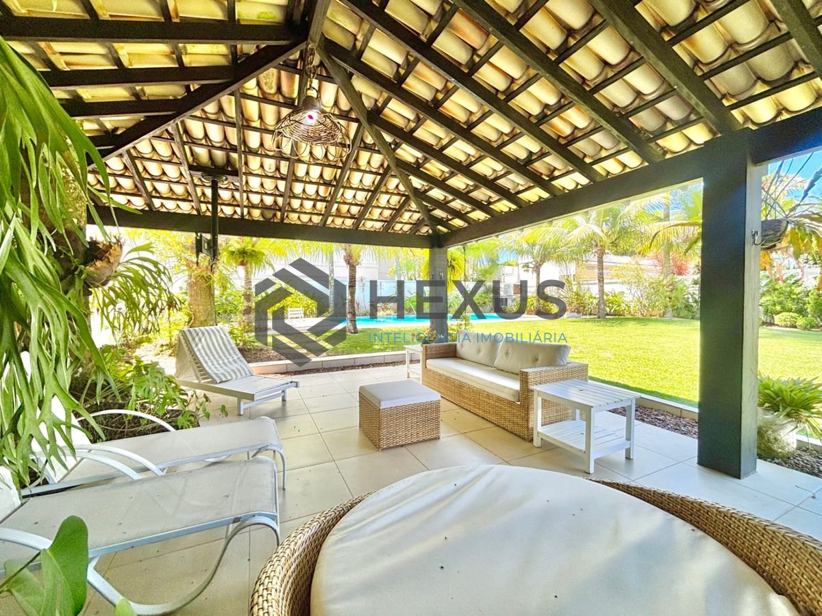 Foto 13 de Casa reformada com piscina e área gourmet no Jardim Acapulco, Guarujá