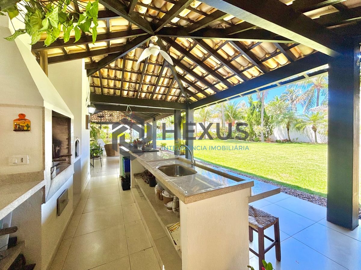 Foto 19 de Casa reformada com piscina e área gourmet no Jardim Acapulco, Guarujá