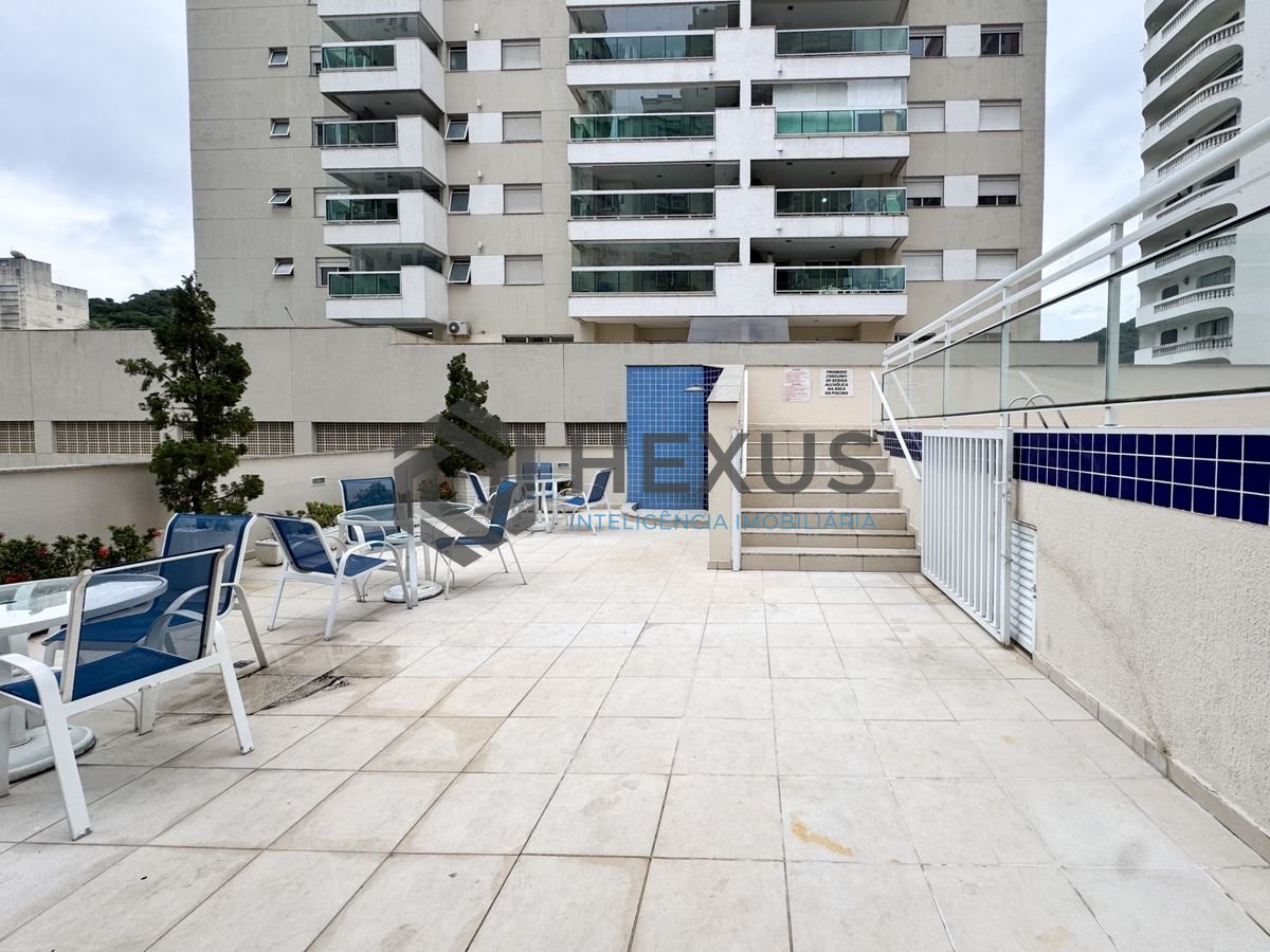 Foto 33 de Apartamento reformado com varanda e lazer a 150m da praia nas Pitangueiras, Guarujá