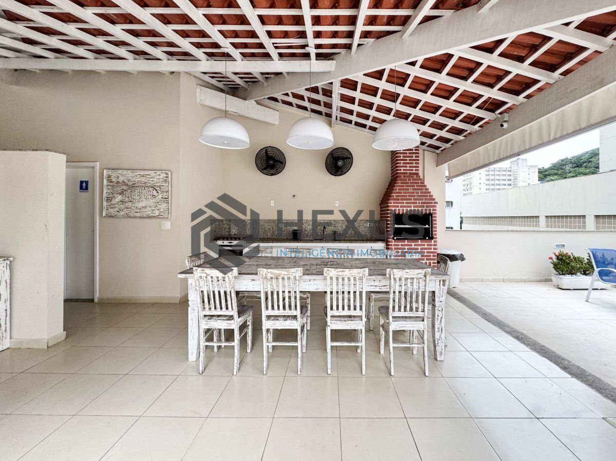 Foto 31 de Apartamento reformado com varanda e lazer a 150m da praia nas Pitangueiras, Guarujá