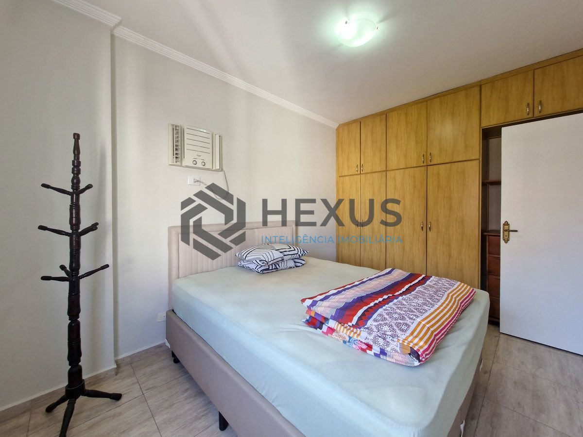 Foto 12 de Apartamento reformado a 200m da praia no Jardim Astúrias, Guarujá
