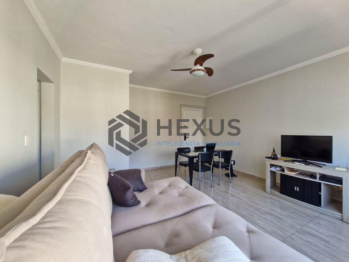 Foto 8 de Apartamento reformado a 200m da praia no Jardim Astúrias, Guarujá