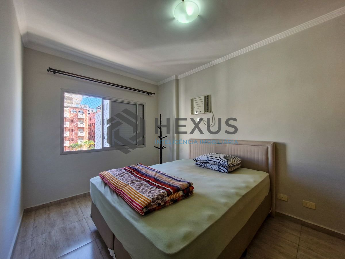 Foto 11 de Apartamento reformado a 200m da praia no Jardim Astúrias, Guarujá