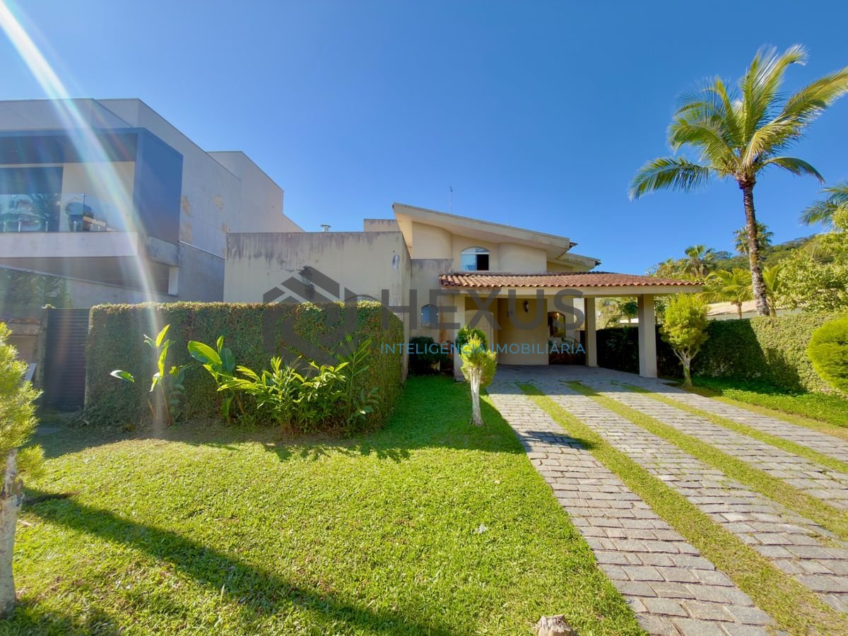 Foto 7 de Casa de alto padrão com piscina e área gourmet no Jardim Acapulco, Guarujá