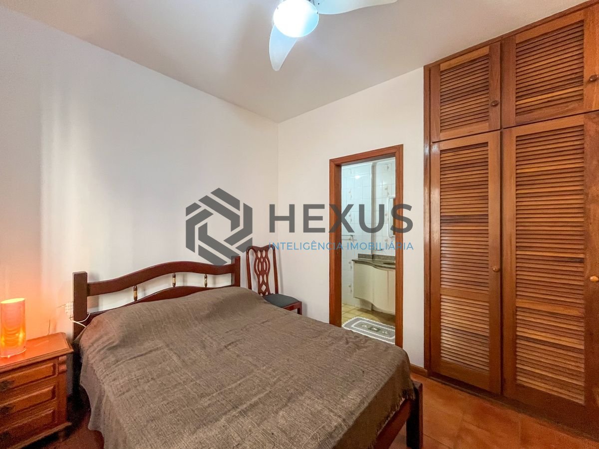 Foto 20 de Apartamento com varanda a 1 quadra da praia nas Pitangueiras, Guarujá