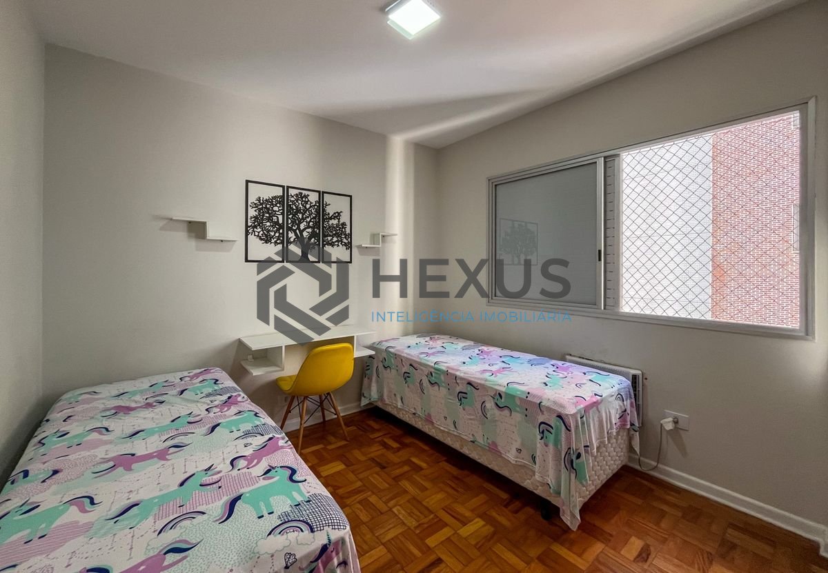 Foto 19 de Apartamento com varanda e lazer nas Pitangueiras, Guarujá