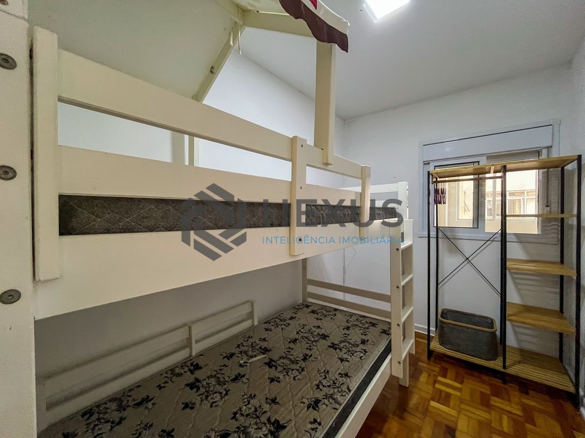 Foto 16 de Apartamento com varanda e lazer nas Pitangueiras, Guarujá