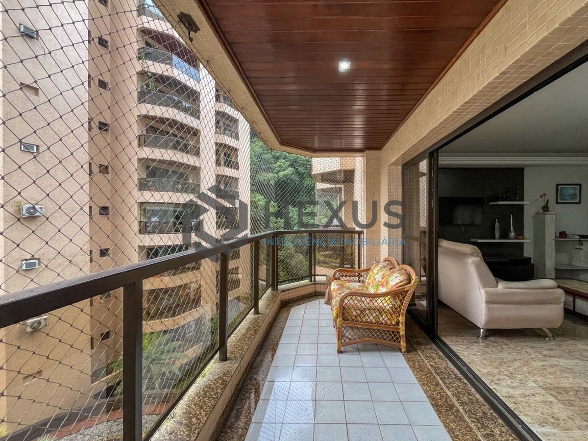 Foto 9 de Apartamento com varanda e lazer nas Pitangueiras, Guarujá