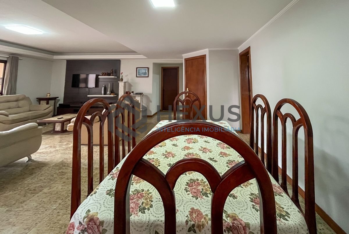 Foto 6 de Apartamento com varanda e lazer nas Pitangueiras, Guarujá