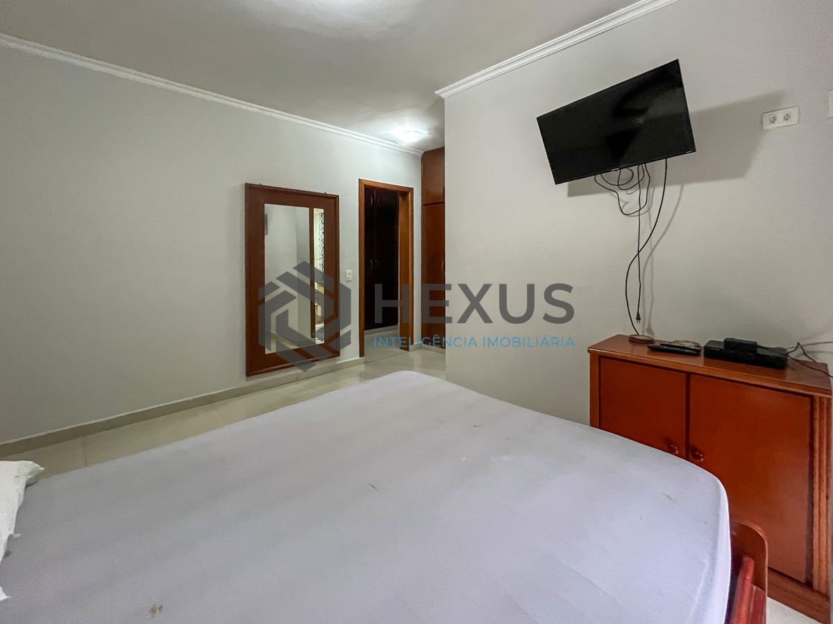Foto 27 de Apartamento com varanda e lazer nas Pitangueiras, Guarujá
