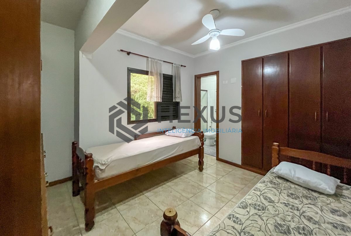 Foto 37 de Apartamento com varanda e lazer nas Pitangueiras, Guarujá