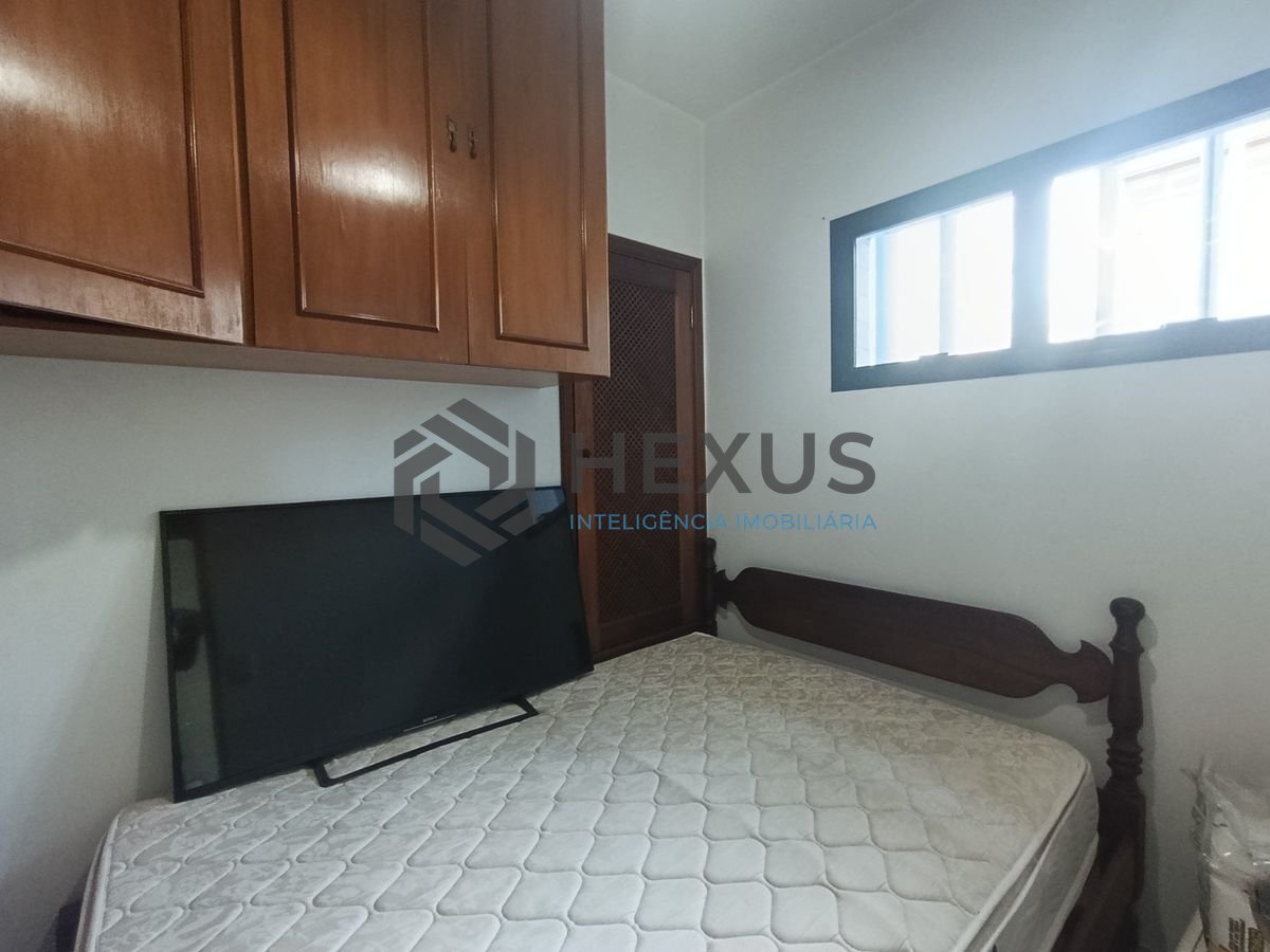 Foto 26 de Apartamento com varanda e lazer a 250m da praia na região da Brunella na Enseada, Guarujá