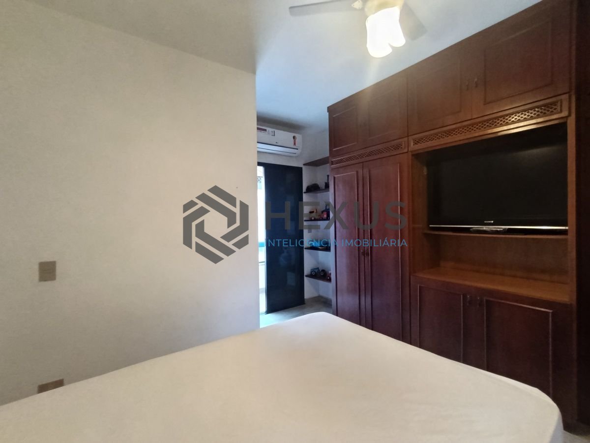 Foto 17 de Apartamento com varanda e lazer a 250m da praia na região da Brunella na Enseada, Guarujá