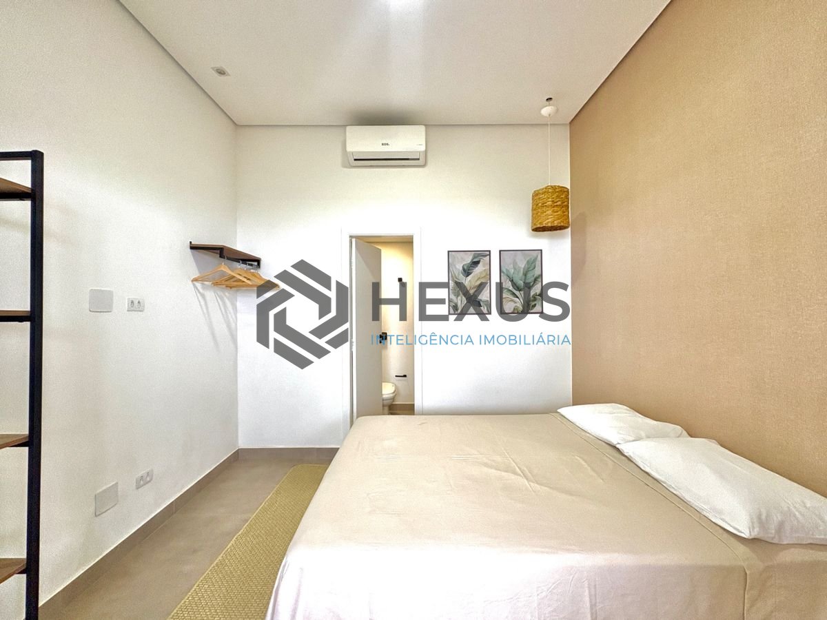 Foto 15 de Casa reformada com piscina e área gourmet no Jardim Acapulco, Guarujá