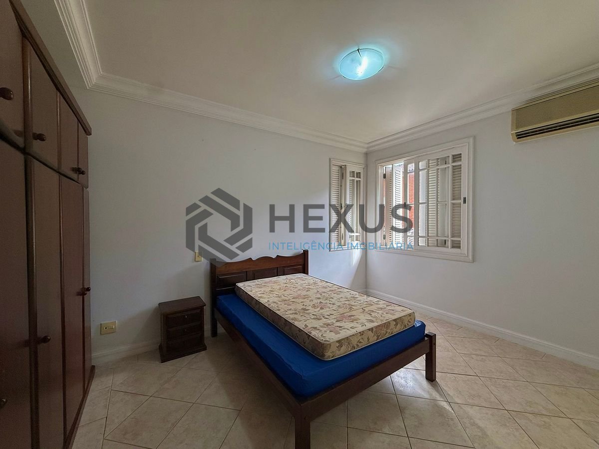 Foto 29 de Casa em condomínio reformado com varanda e lazer no Granville na Enseada, Guarujá