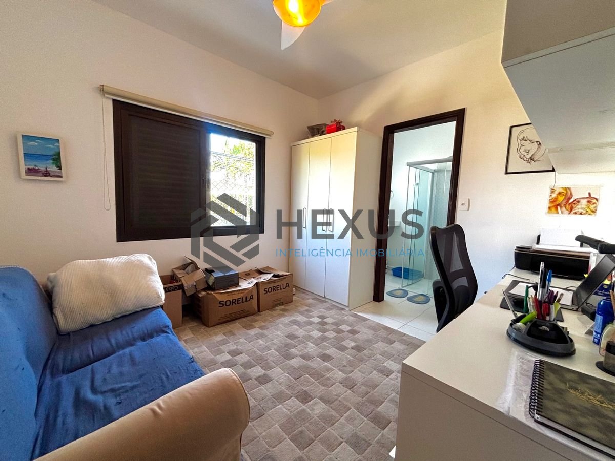 Foto 63 de Casa reformada com piscina e área gourmet no Jardim Acapulco, Guarujá