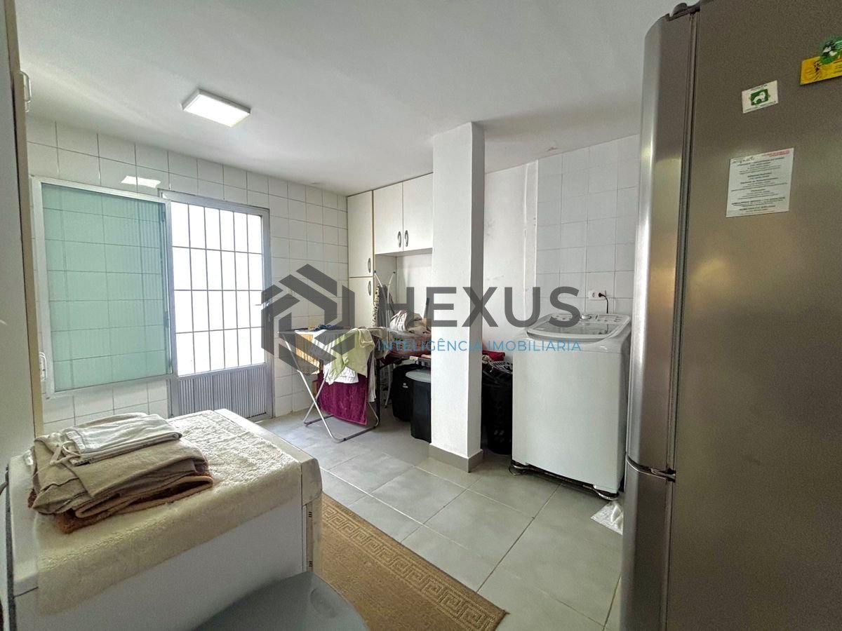 Foto 26 de Casa reformada com piscina e área gourmet no Jardim Acapulco, Guarujá