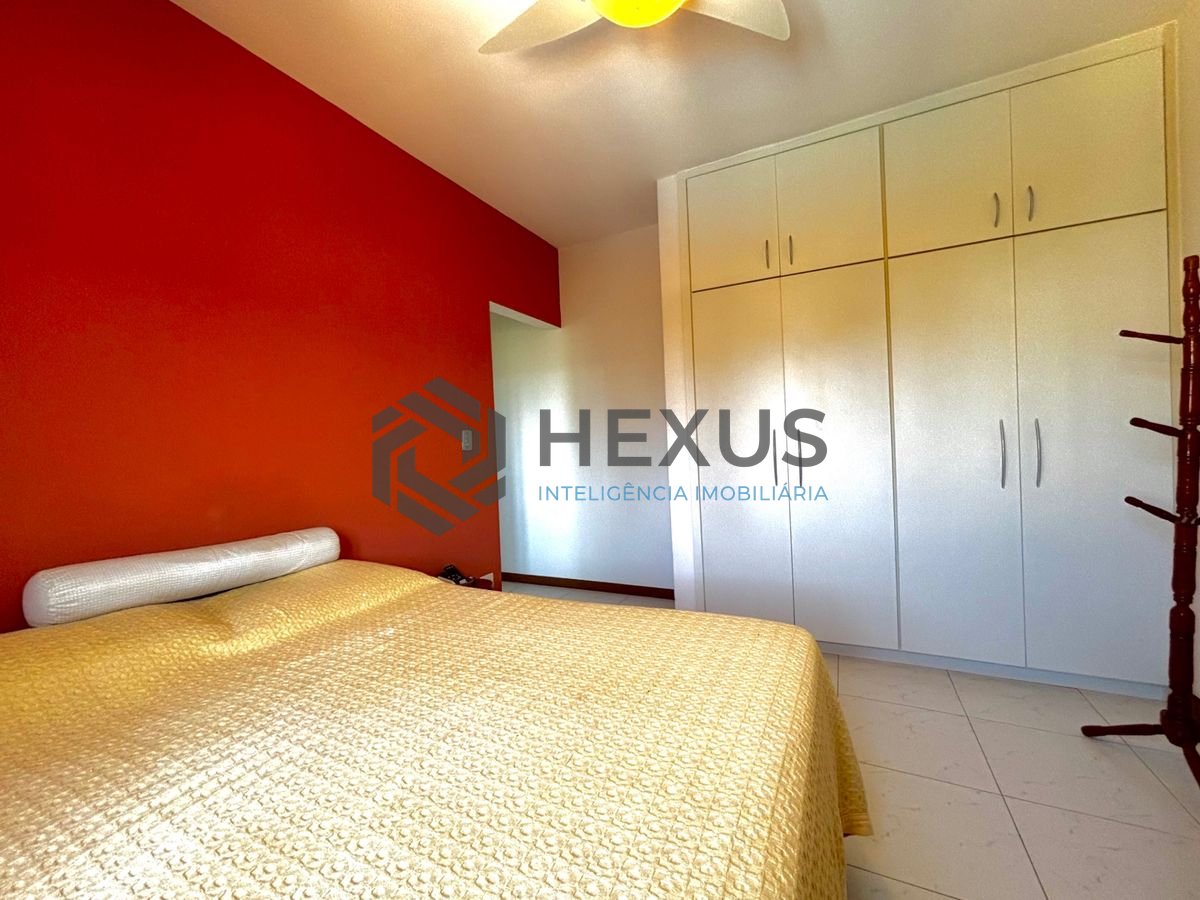 Foto 46 de Casa reformada com piscina e área gourmet no Jardim Acapulco, Guarujá