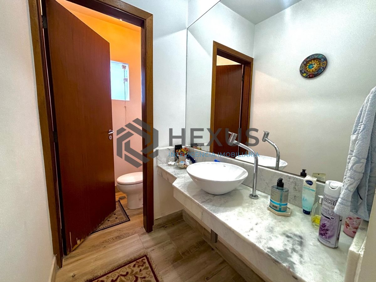 Foto 28 de Casa com piscina e área gourmet no Jardim Acapulco, Guarujá