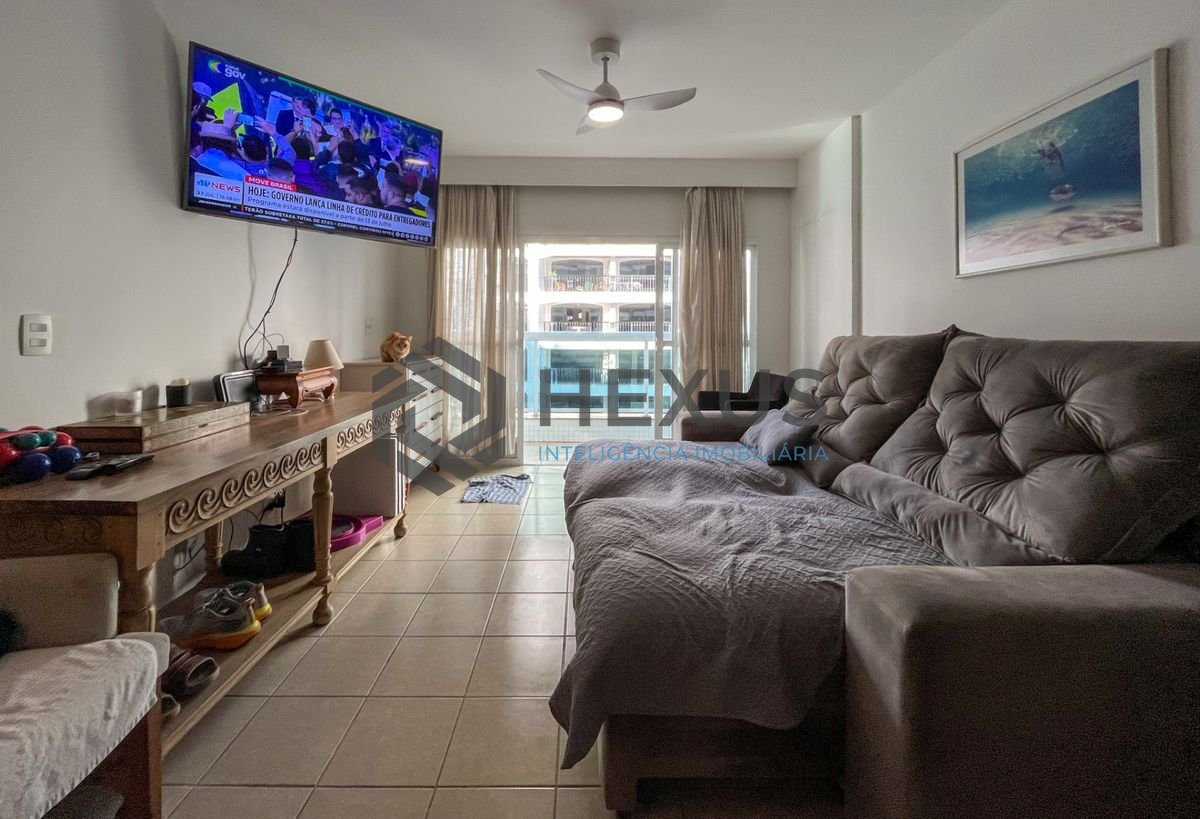 Foto 6 de Apartamento com varanda vista mar e lazer na quadra mar da praia nas Pitangueiras, Guarujá