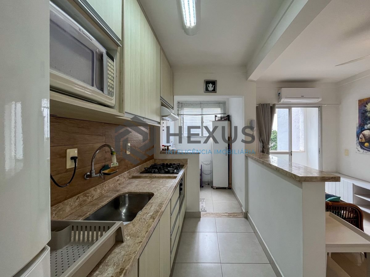 Foto 11 de Apartamento 100 mts do mar e custo baixo à venda, Pitangueiras, Guarujá, SP