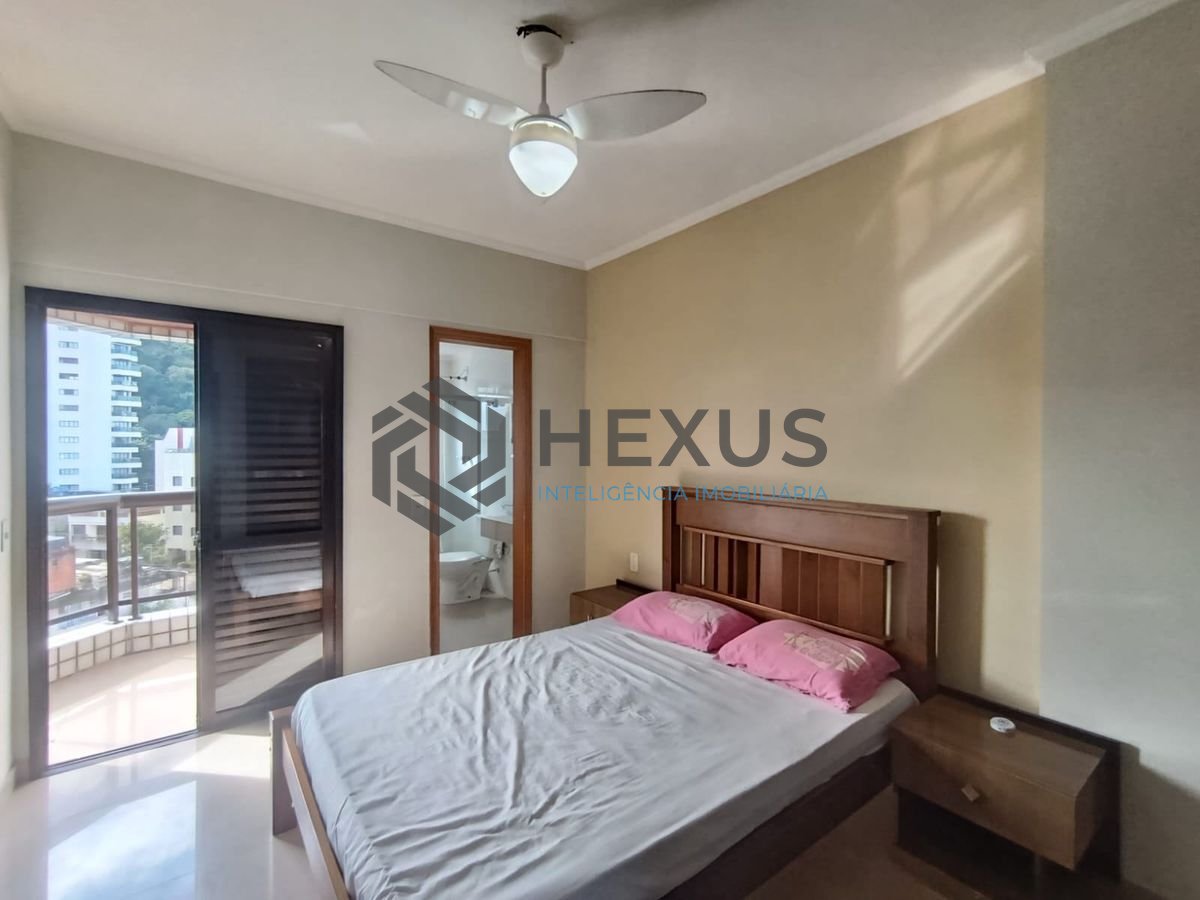 Foto 18 de Apartamento com varanda e lazer na Enseada, Guarujá