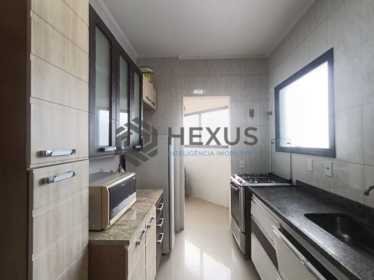 Foto 23 de Apartamento com varanda e lazer na Enseada, Guarujá