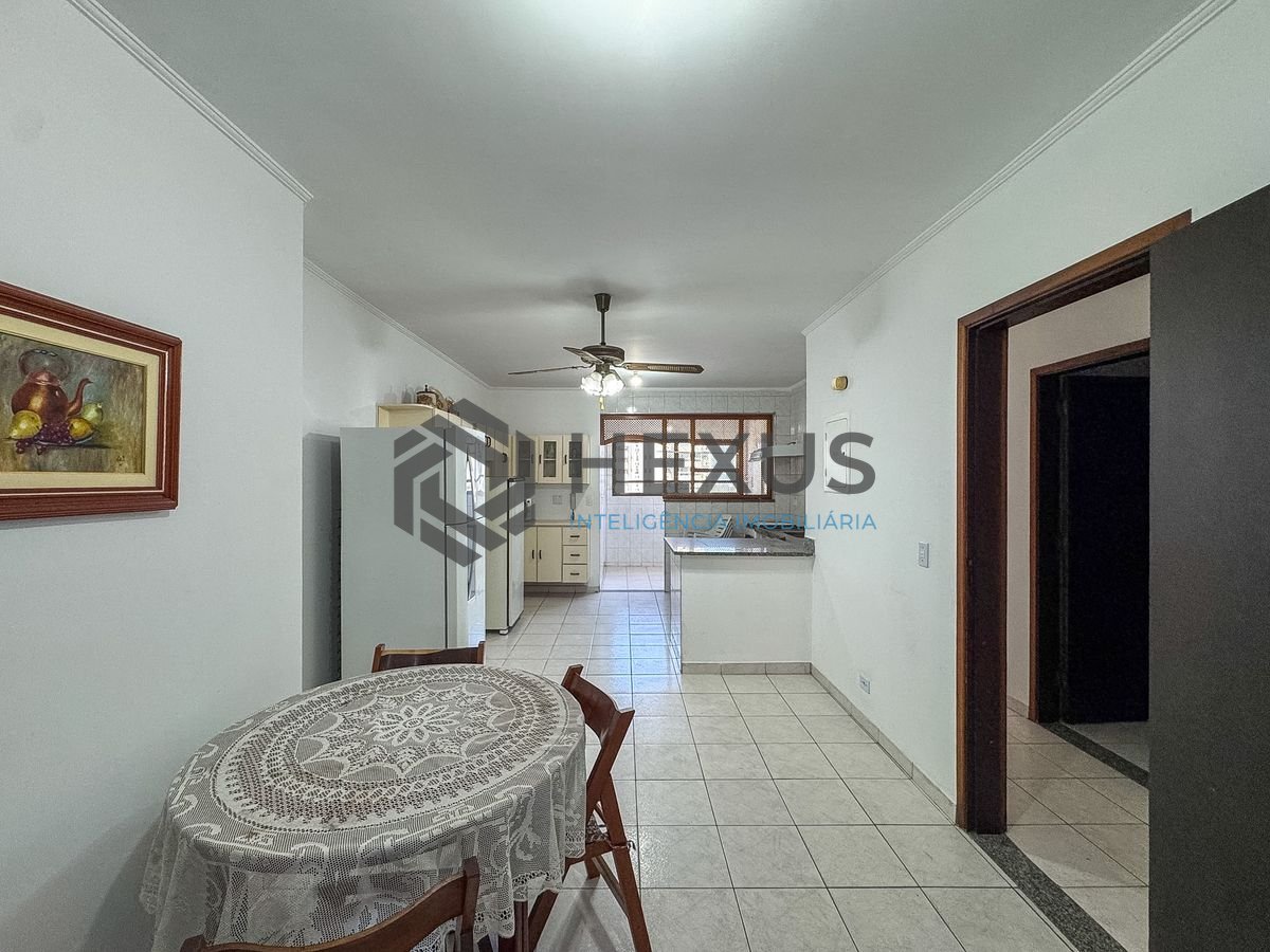 Foto 22 de Apartamento com varanda vista mar e lazer a 200m da praia no Jardim Astúrias, Guarujá