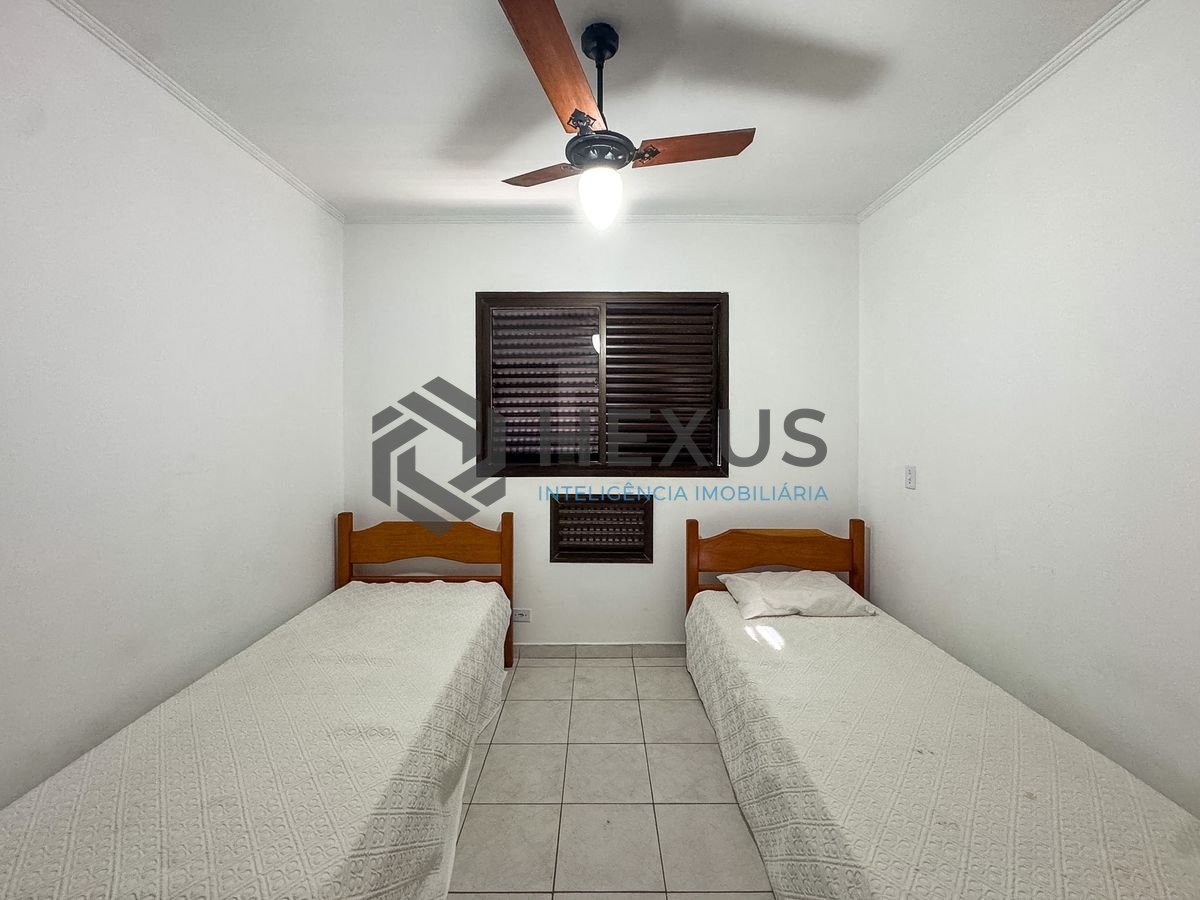 Foto 11 de Apartamento com varanda vista mar e lazer a 200m da praia no Jardim Astúrias, Guarujá