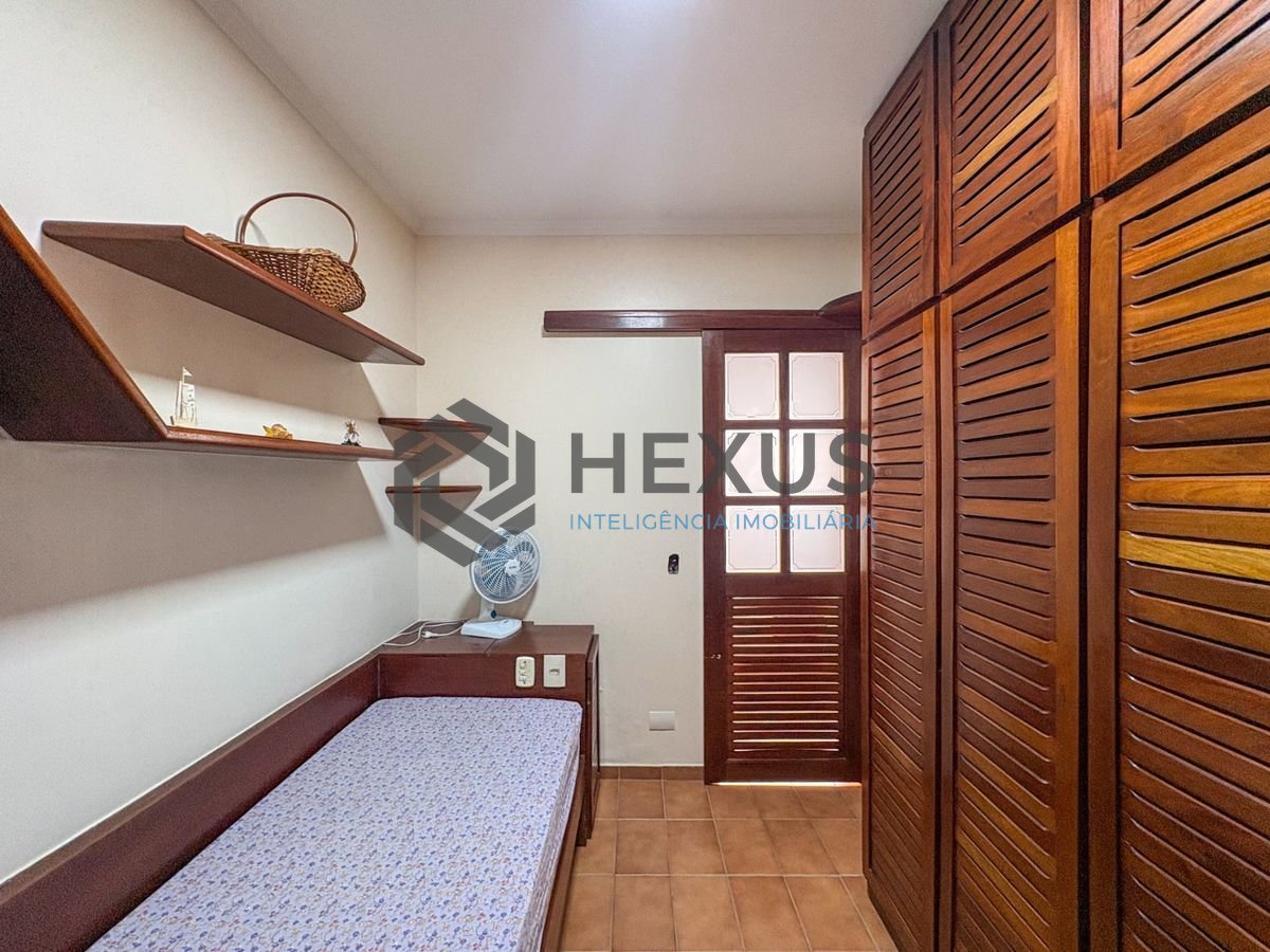 Foto 26 de Apartamento com varanda e lazer a 200m da praia na Enseada, Guarujá