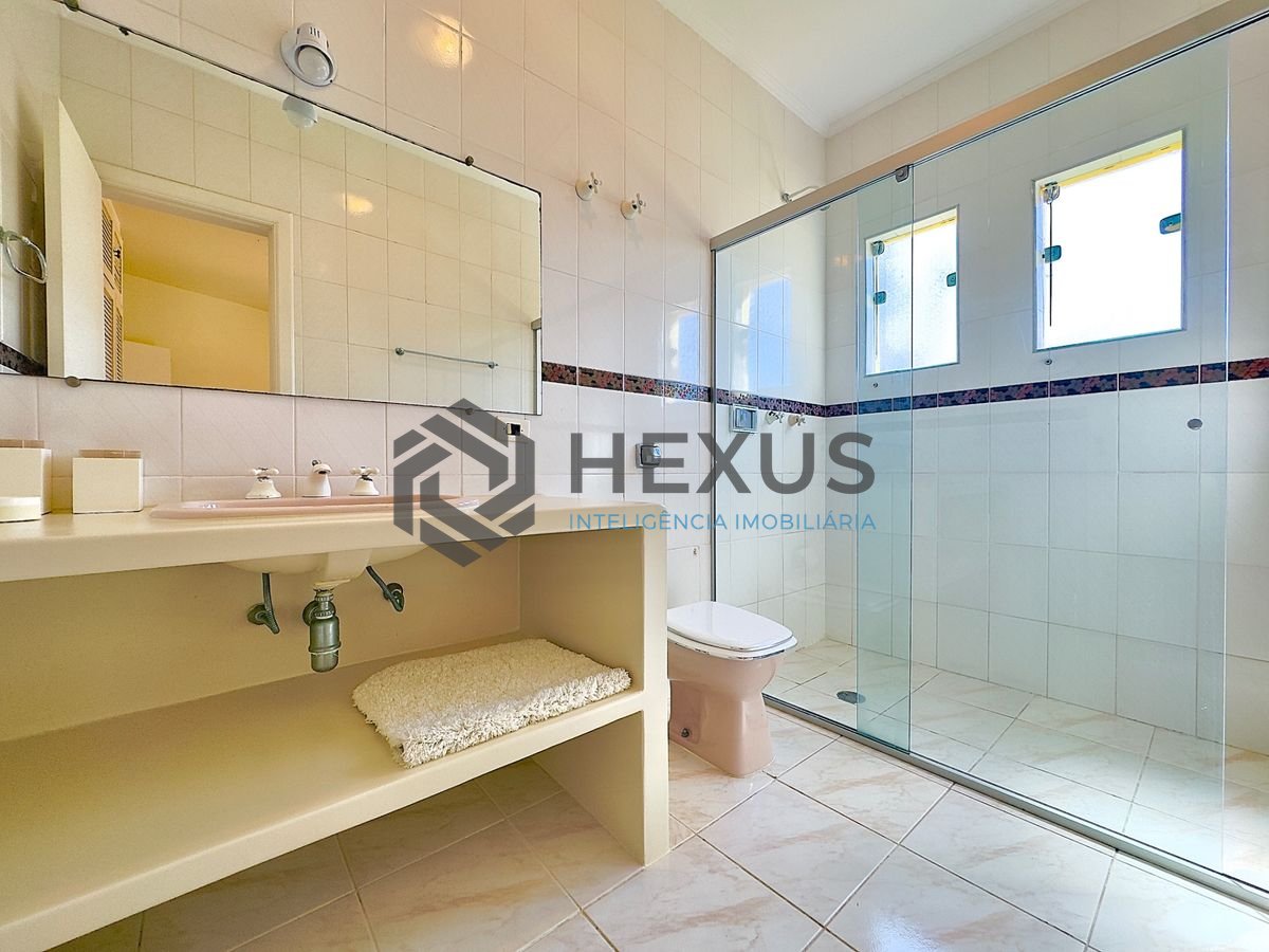Foto 49 de Casa de alto padrão com piscina e área gourmet no Jardim Acapulco, Guarujá