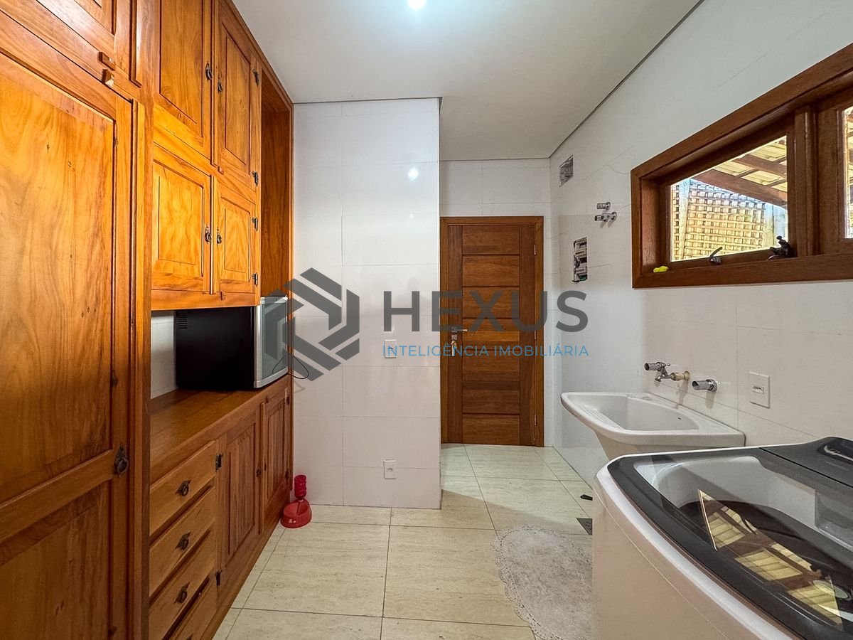 Foto 34 de Casa reformada com lazer no Tombo, Guarujá